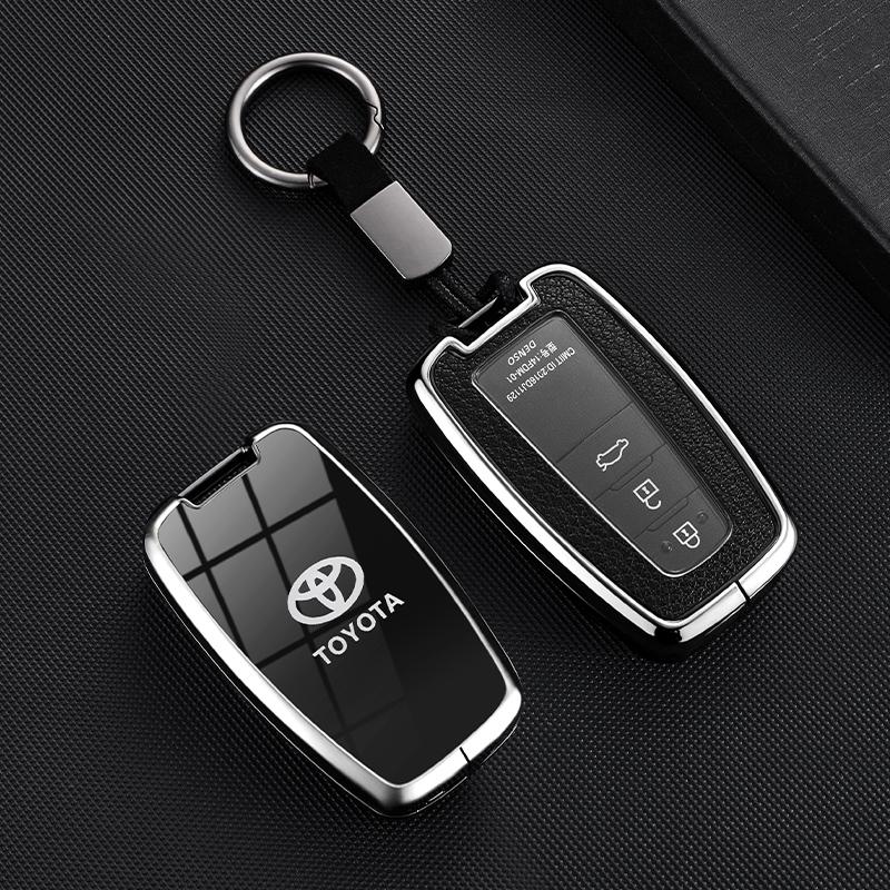 Applicable for Toyota Land Cruiser Keycase GXR Land Cruiser 4000 High-End LC300 Remote Control Bag Cover Buckle for Men