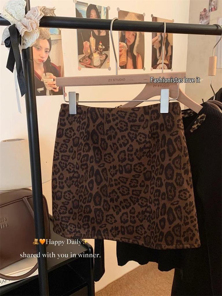 2024 European Leopard Print A-line Midi Skirt - High Waist, Slimming, Petite, Autumn Winter Style