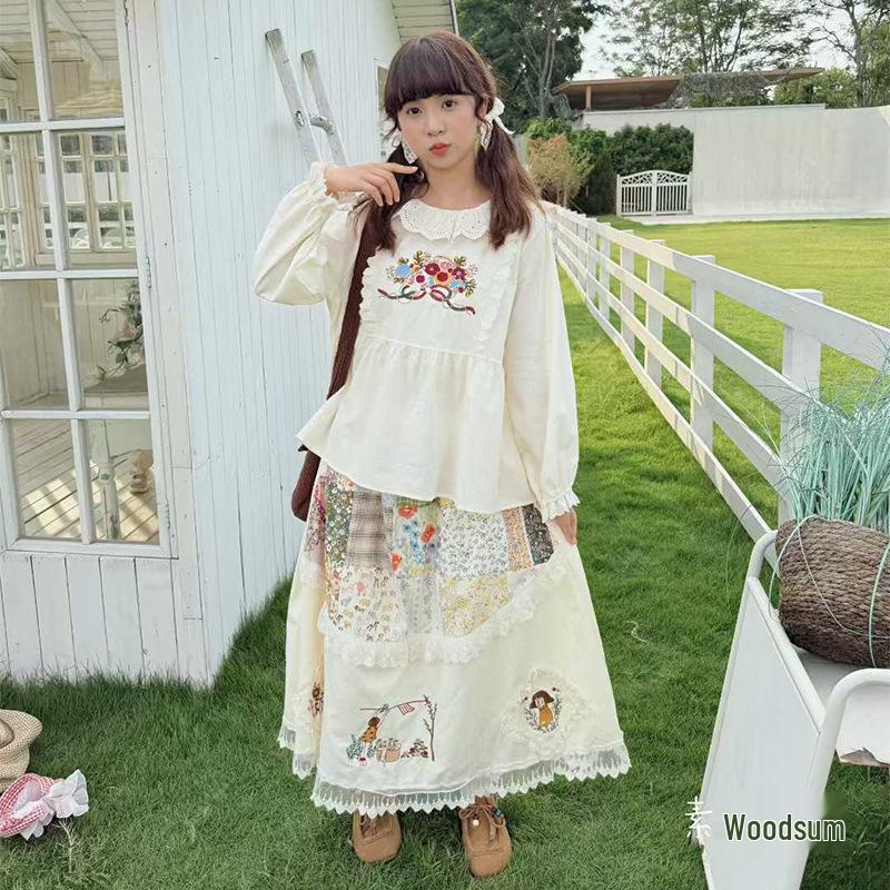 2025 Autumn Forest Style Color Block Lace Trim Embroidered Round Neck Long Sleeve Top