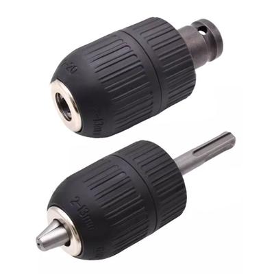 Adapter uchwytu wiertarskiego typu Double Style z mechanizmem dokręcanym ręcznie i stabilnością trójszczękową, konstrukcja plastikowo-metalowa