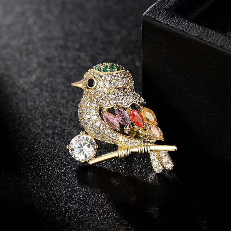 

‘1Pc Lovely Magpie Birds Brooch For Women Rhinestone Trendy Animal Jewelry Coat Dress Lapel Pins Wedding Party Gifts
