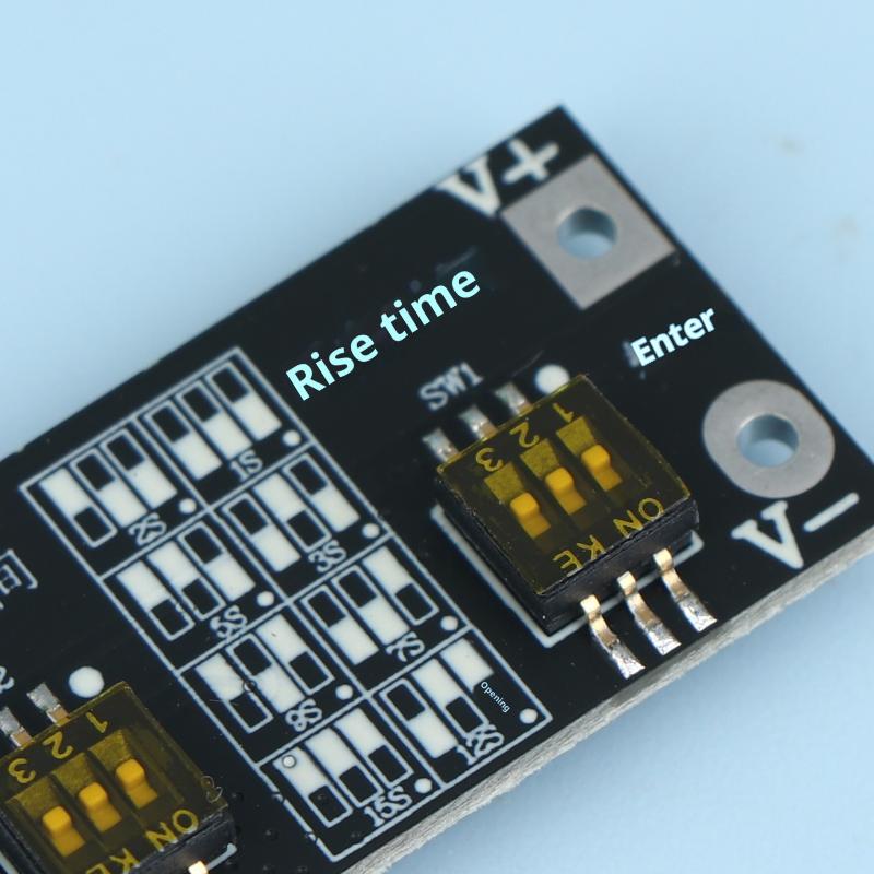 

Світлодіодне повільне вмикання/вимикання, повільний старт, низьковольтне світло з драйверним модулем, світлодіодний контролер, модуль повільного старту з регулюванням яскравості A1