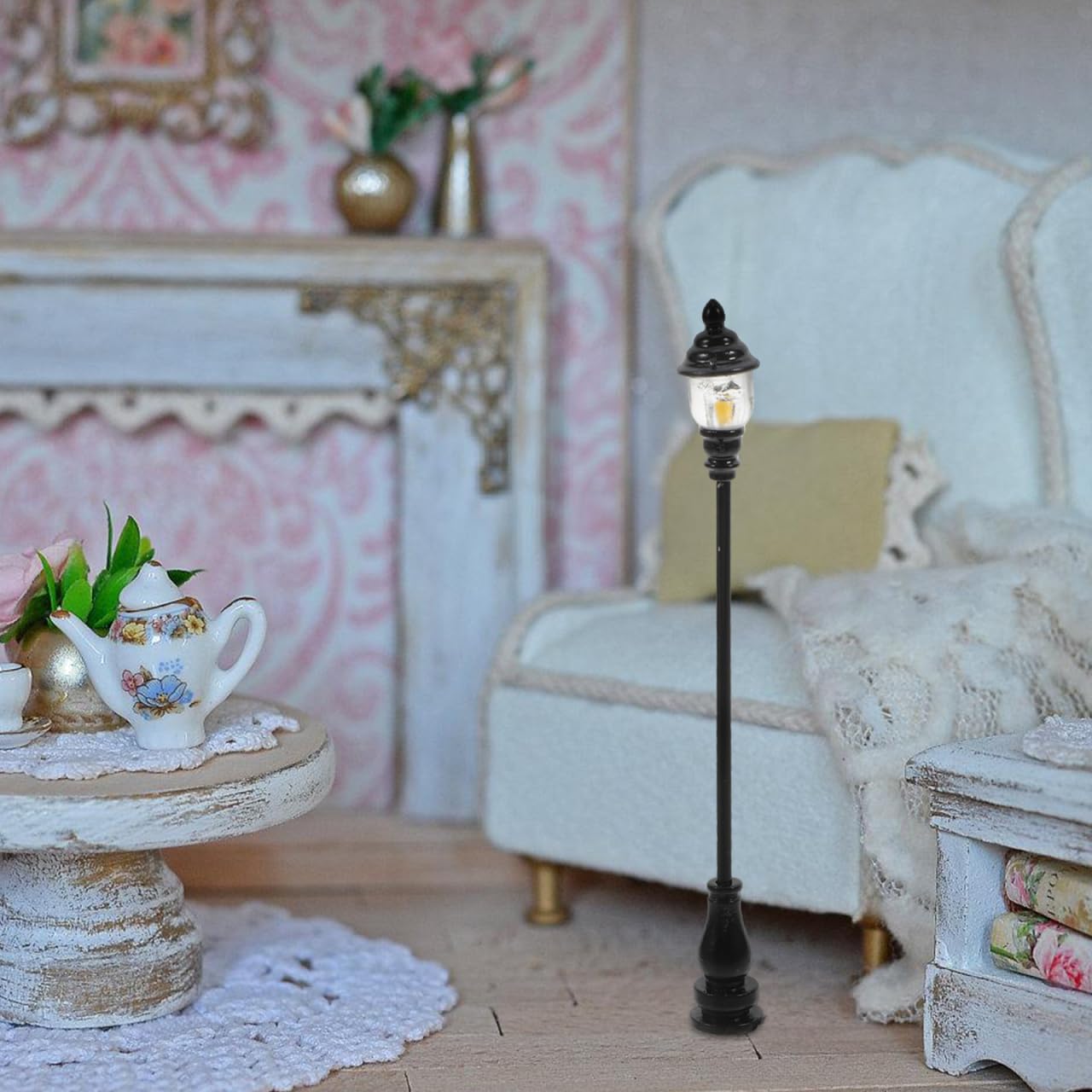 5pcs Mini Street Post Lights, Miniature Yard Lamp Model Garden Light Room Decor for DIY Micro Landscape