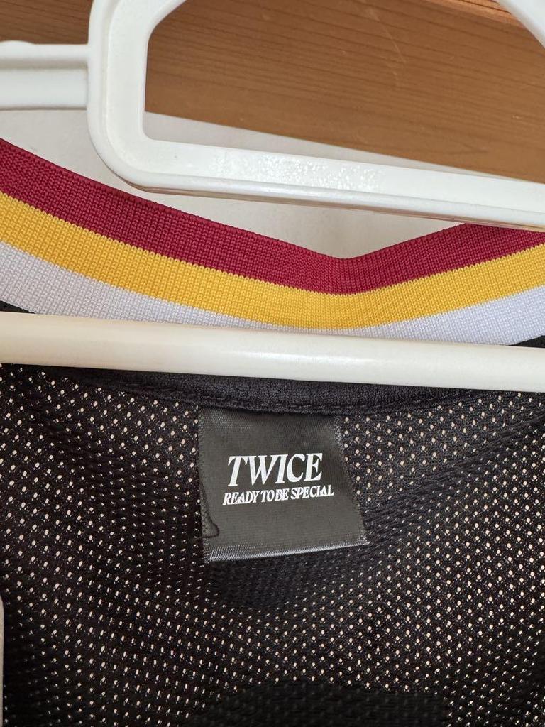 [USED] TEAM TWICE READY TO BE 2019