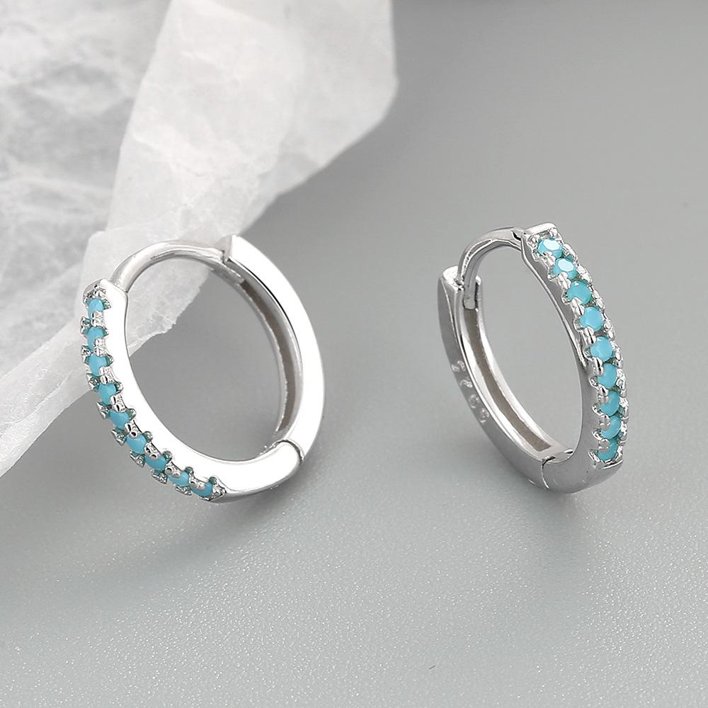Orecchini a cerchio in oro con zirconi turchesi blu micro-pavimentati a tonalità fredda, alla moda Hip Hop per donna
