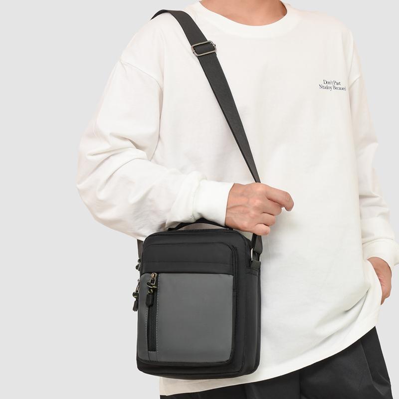 Fashionable Multifunctional Crossbody Bag Men's Shoulder Bag Multi-pocket Messenger Bag with Adjustable Shoulder Straps