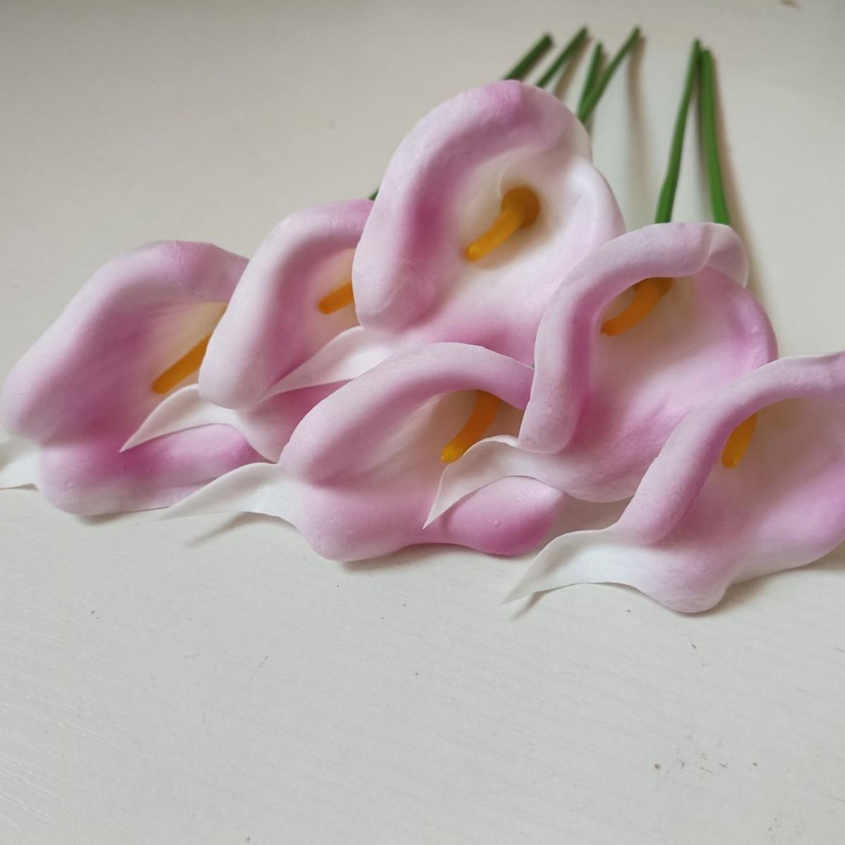 

5 шт. Білий букет штучних квітів Калла Лілія Штучні квіти для декору дому, кімнати, весільної прикраси, ваза, орнамент 5PCS