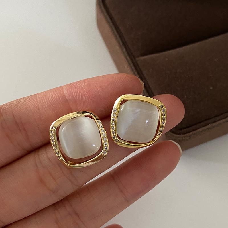 Opal Stecker Geometrisch Quadratisch Damen Nischendesign Leichter Luxus Exquisite Atmosphäre Hoher Sinn Naturstein