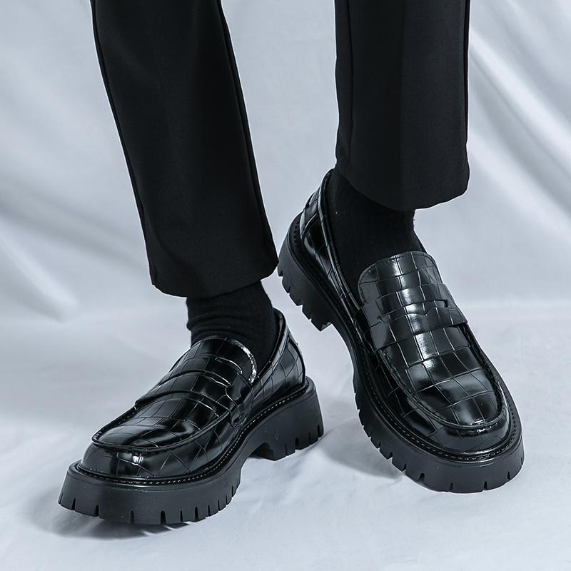 Fashion Fashion Thick bottom Leather Shoes Handmade Loafers for Men High Quality Dress Shoes Male Social Masculino Business Formal Shoes