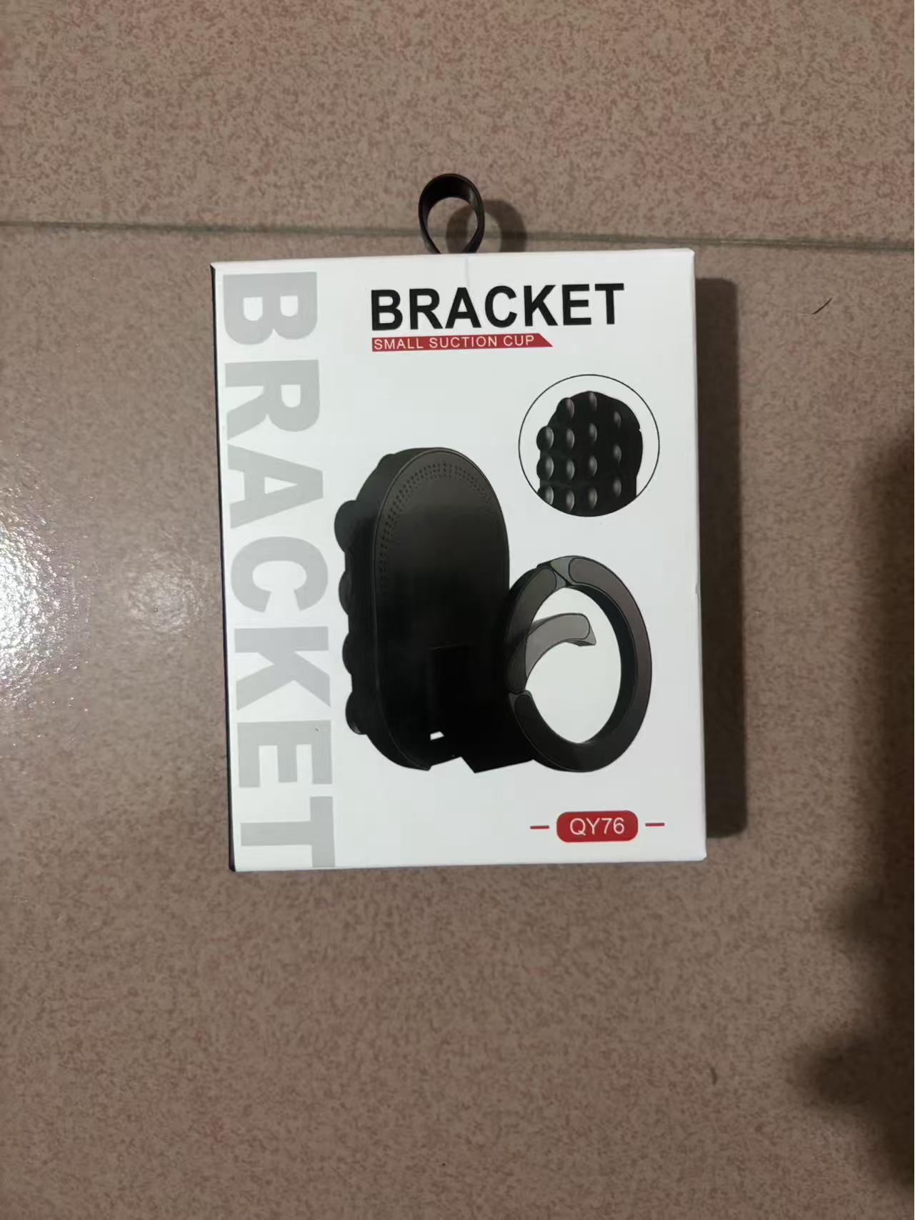 Suction Cup Magnetic Carabiner Phone Holder: Foldable, Rotatable, 3-in-1 Stand.