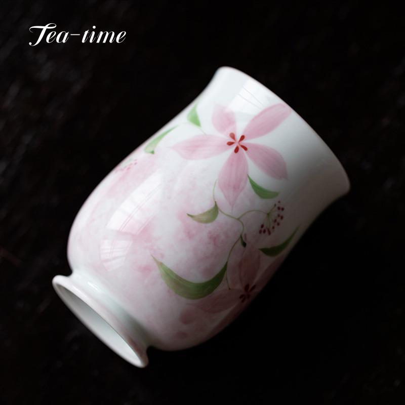 Hand Painted Peach Tea Cup White Porcelain Cups Small High-End Teacups Ceramic Teacup Unusual Puera Beautiful Puer Maker Bowl