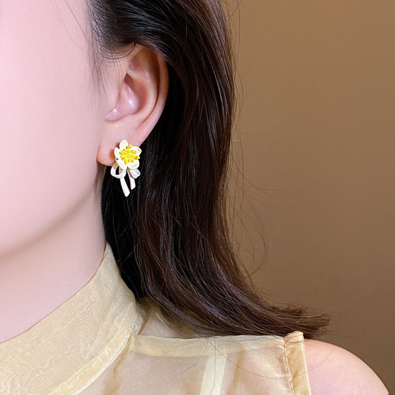 Sweet Cute Yellow Flower Bow Knot Drop Earrings for Women Girl 2026 Vacation Style Fresh Petal Stud Earrings Jewelry Accessories
