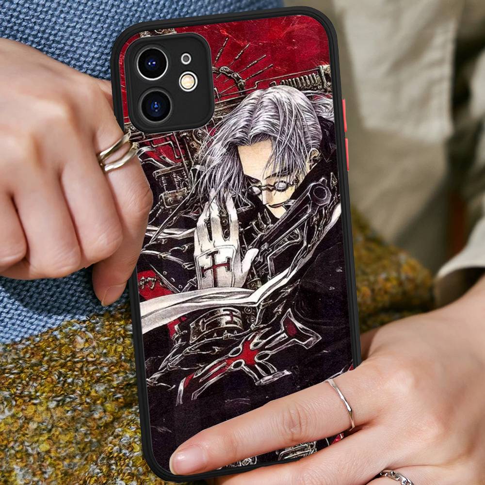 Horror Anime Hellsing Phone Case For IPhone 16 15 14 11 12 13 Pro Max Plus 12 XS Max Back Cover Matte Case