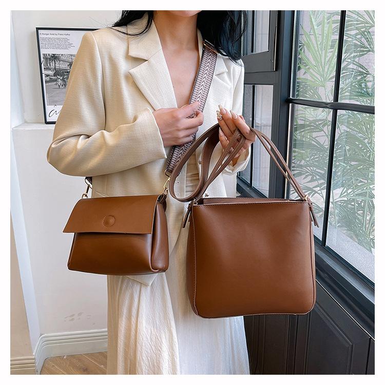 Ретро сумка большой вместимости женская 2024 новая летняя сумка-ведро модная и простая — фото 5