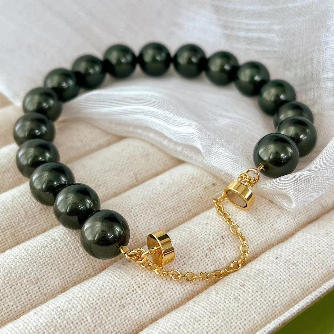 

Vintage Minimalist High-End Natural Sea Shell Bead Bracelet Imitation Tahitian Black Pearl Bracelet Magnetic Attraction