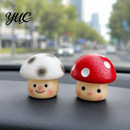 Decorative Resin Crafts Cute Mushroom Figurine, Desktop Ornament for Office Desk Home Decoration, Small Figurine Workstation Smiling Statue