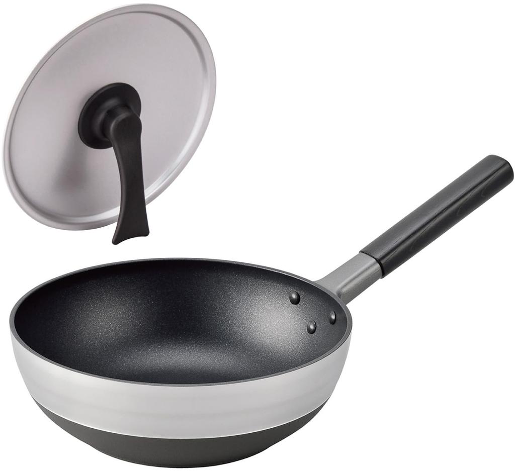 Hokuriku Aluminum 24cm Lightweight Aluminum Frying Pan, Gas Stove Compatible, Made in Japan. Features a rounded bottom for even cooking, perfect for