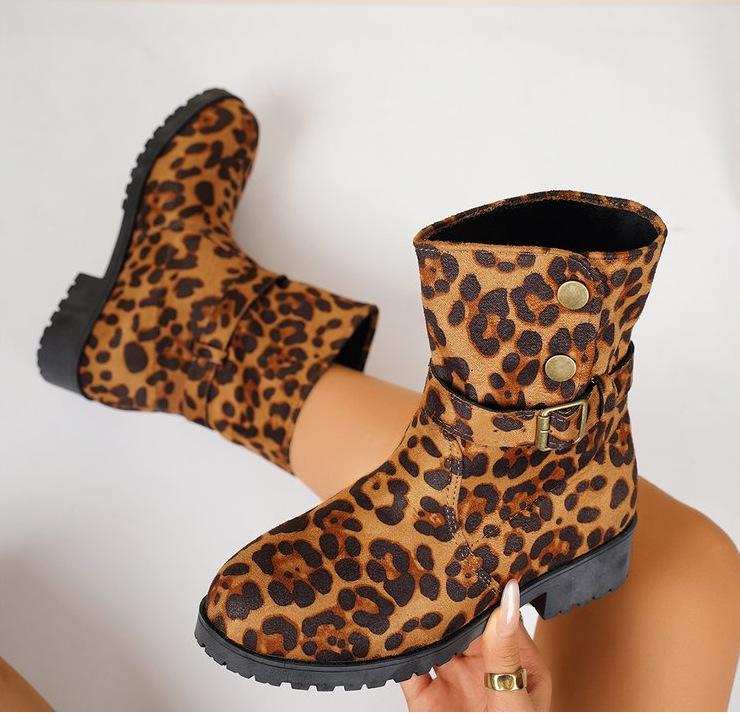 

Large size sleeve short boots women s 2025 new retro British style knight boots French medium tube women s boots 42 цветной печати леопарда