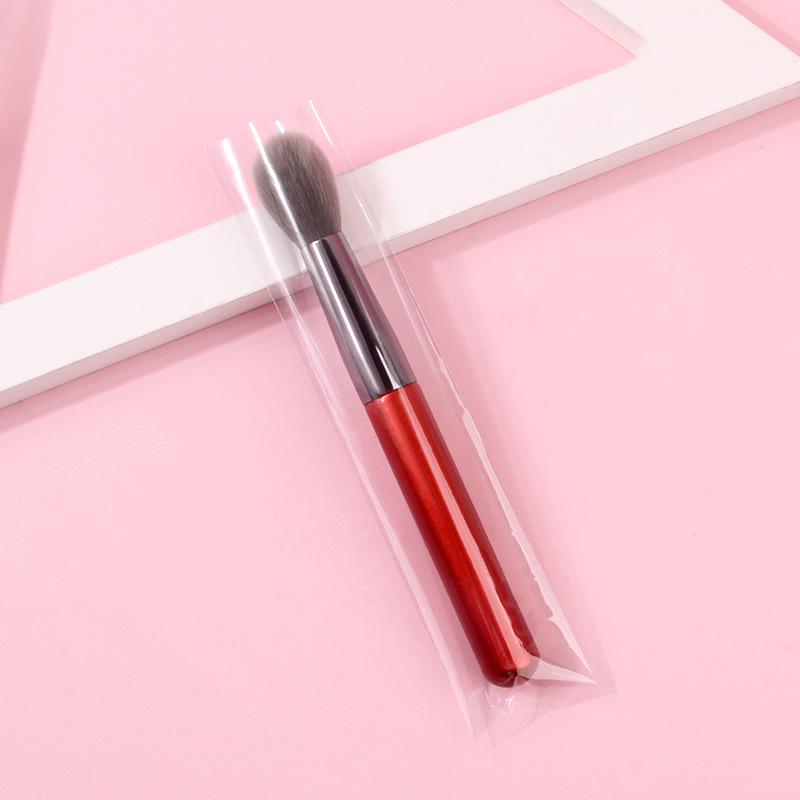 Soft Bristle Highlighter Brush - Portable Blush & Blending Tool for Beginners