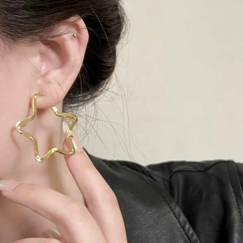 Simple five-pointed star exaggerated ear ring earrings light luxury high-end sense fashionable earrings temperament earrings show thin face earrings