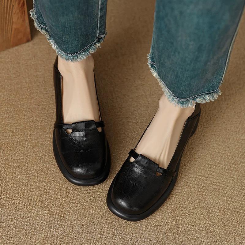 Thick-soled Small Leather Shoes Women's Spring and Autumn New Round Head Shallow Mouth Single Shoes One Pedal Middle Heel Women's Shoes