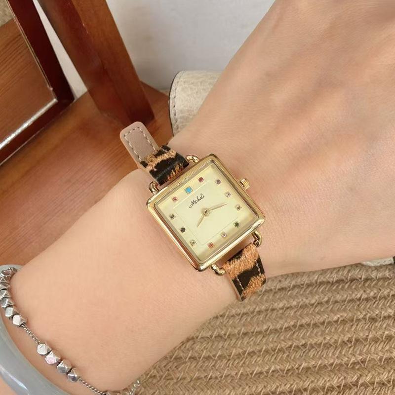 Roman Retro Small Exquisite Square Women S Simple Temperament Leopard Print Belt Watch