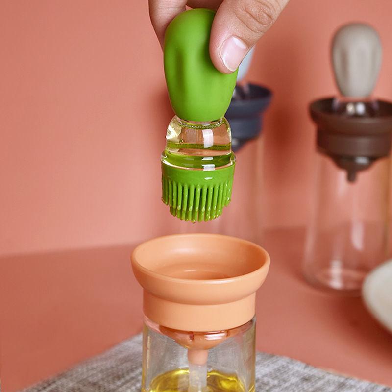 Integrated Silicone Oil Brush & Bottle for Kitchen, Baking, BBQ, and Air Fryer