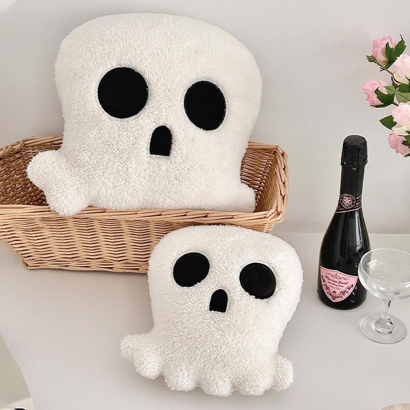 Cartoon Skull Cushion With Plush Cover For Halloween Party Decor And Home Use