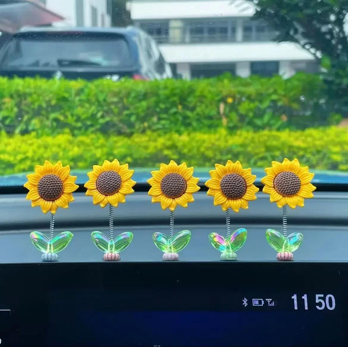 

Cute Mini Car Interior Decoration Creative Swinging Flowers Center Console Rearview Mirror Trailer Accessories Women s Gift