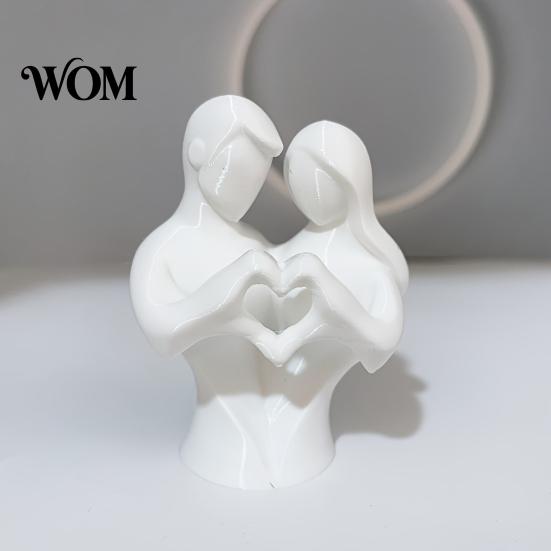 3D Molded Couple Statue Printed Heart Statue, Abstract Minimalist Lovers Embrace Figurine, Romantic Desktop Stable Base Ornament Decor for Living Room