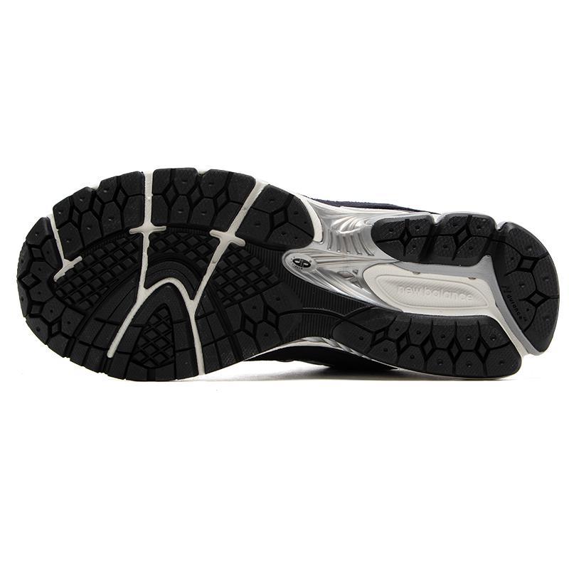 new New Balance 2002R Shoes 'Grey Black White'