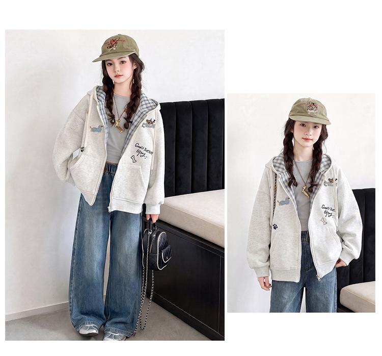 Girls' Spring/Autumn 2026 Stylish Casual Baseball Jacket for Medium and Large Children