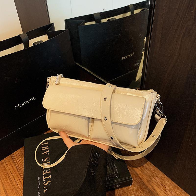 Large-capacity bag women's summer new niche messenger bag casual shoulder underarm small square bag