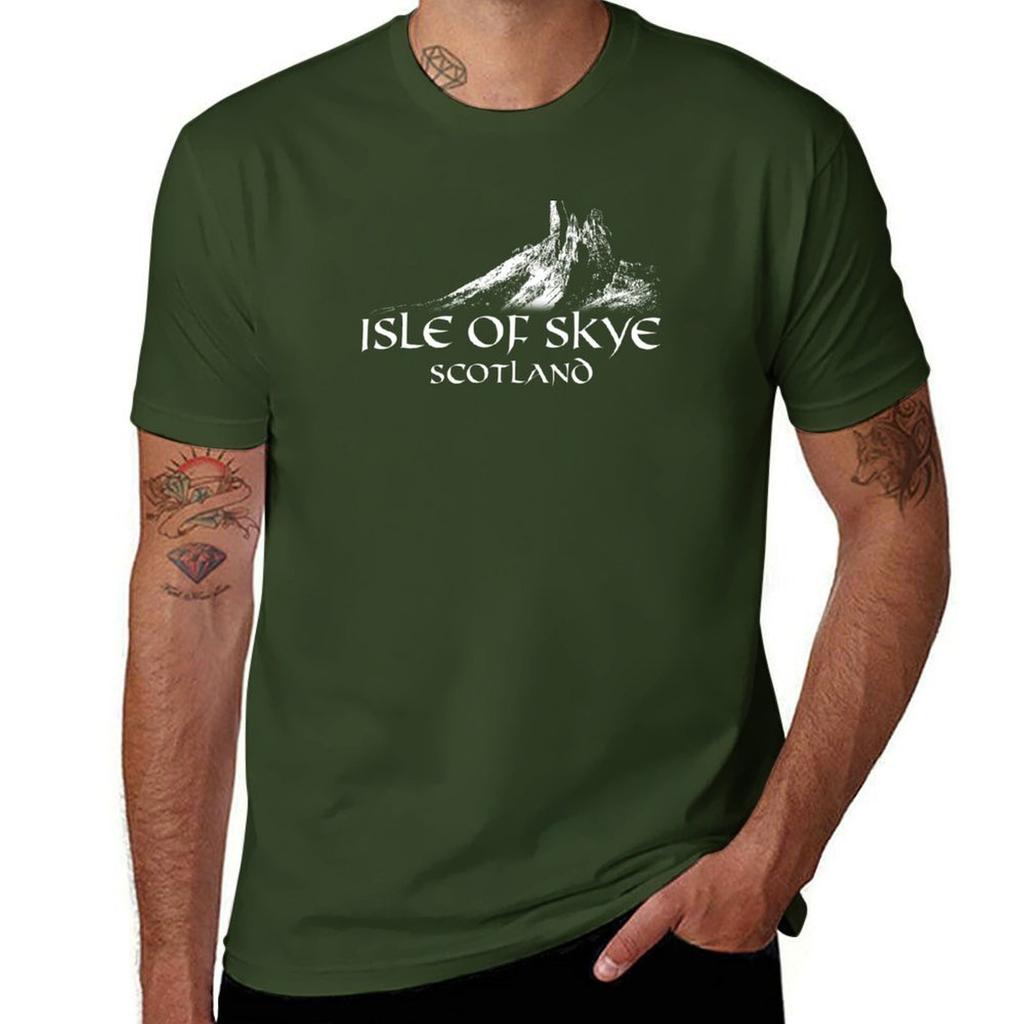 Isle of Skye Scotland Storr T-Shirt summer tops sweat anime plain Men's t-shirts