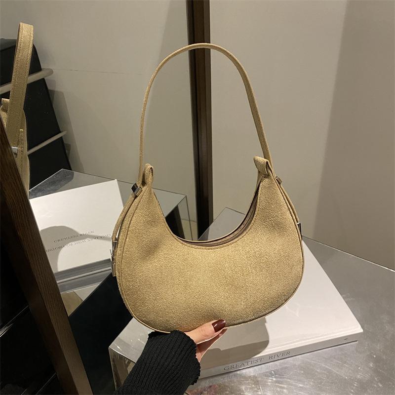 French Niche Bag Women's 2025 Winter Popular New Trendy Foreign Casual Fashion Shoulder Bag Underarm Crescent Bag