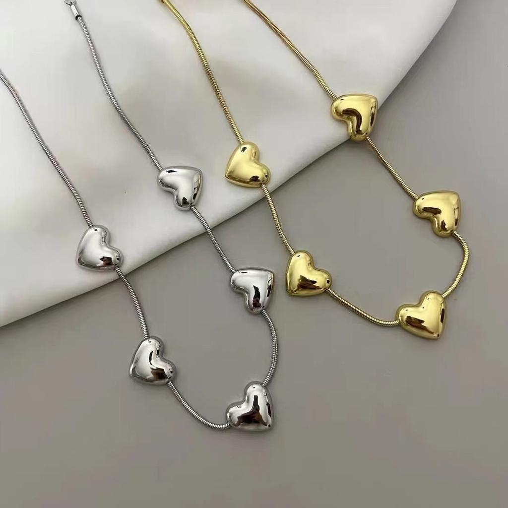 Stylish And Simple Multi-Love Necklace Gold And Silver Light Luxury Collarbone Chain Women'S Jewelry