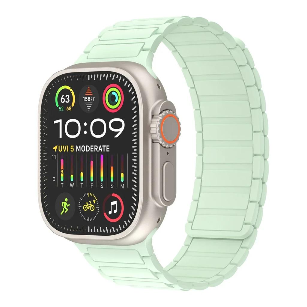 Magnetic Sports Band for Apple Watch Ultra 2 49mm 46mm 45mm 44mm 42mm 38 40 41mm Silicone Strap for IWatch Series 10 9 8 7 6 5 4