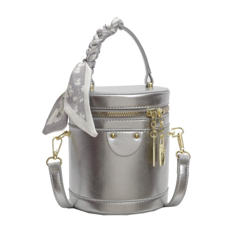 Niche women's bag new messenger bag summer bucket bag retro versatile high-end shoulder handbag