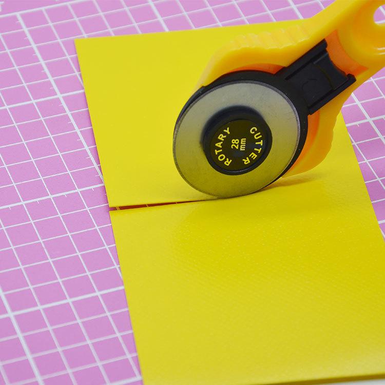 28mm Fabric Rotary Cutter with 45mm Wheel for Patchwork and Sewing