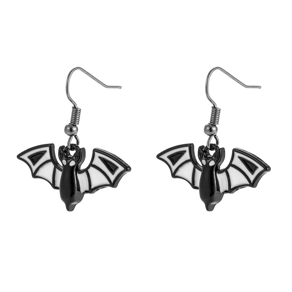 1 Pair of Women's Earrings Retro Style Bat-shape Halloween Earrings