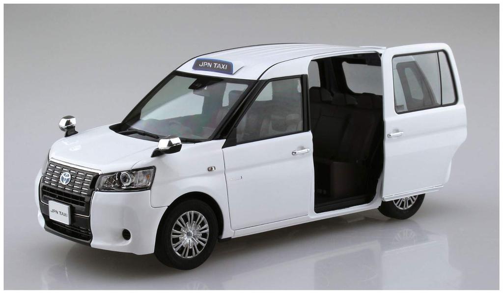 Aoshima Bunka Kyozai The Model Car Series Toyota NTP10 JPN Taxi 2017 Super White II Plastikmodell 1/24 Nr.9