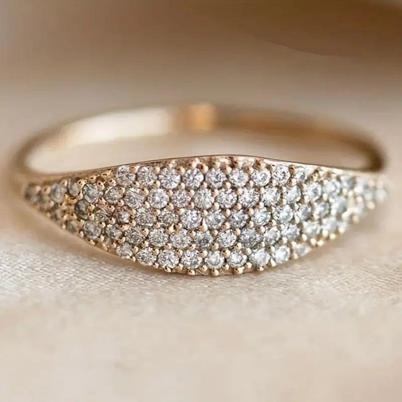 Trendy Flower Shape Rose Gold Color Two Piece Set Inlay Stone Rings For Women Fashion Rings Accessories Custom Jewelry