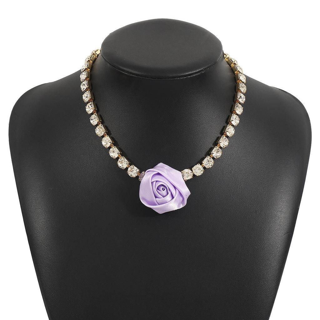 French Retro Fabric Rose Necklace, Romantic Light Luxury Diamond Flower Design Collarbone Chain