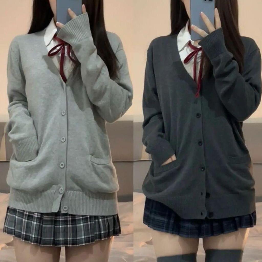 Grå College Tröja Ytterkläder Kofta JK Uniform Höst Vinter Japansk Enfärgad V-ringad Knappar Ficka Lös Tunn Långärmad Stickad