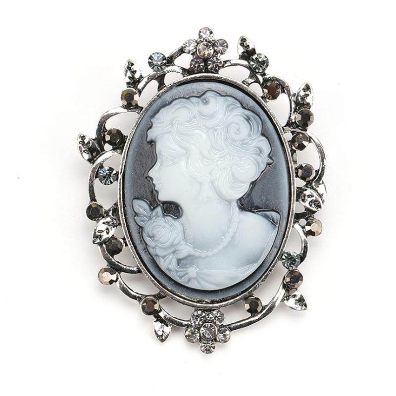Crystal Rhinestones Cameo Vintage Brooches for Women Queen's Cameo Beauty Head Brooch Pin Clothing Accessories Girls Gifts
