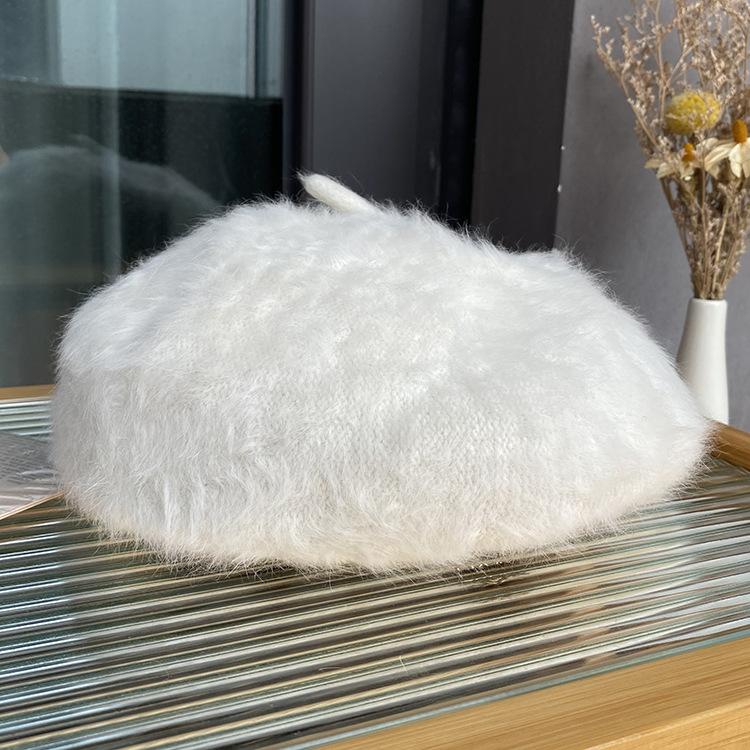 

White Beret Winter New Women s Sweet Plush Hat Retro Fashion Warm Painter Hat one size білий