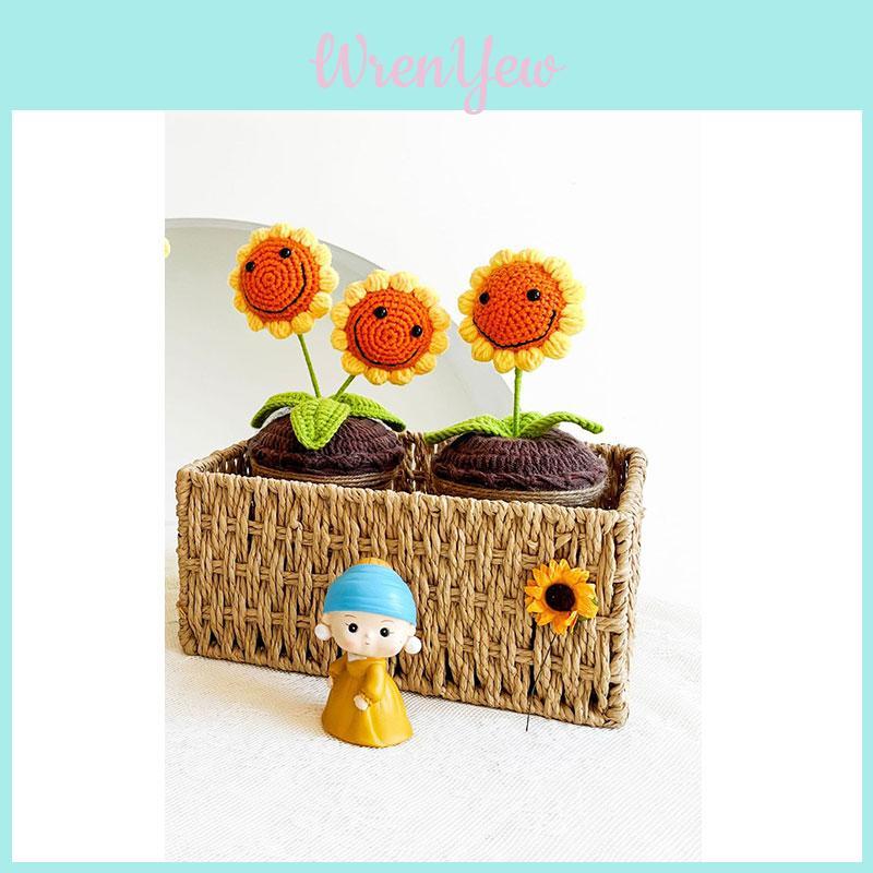 Lachende Sonnenblume im Topf Realistisches Gestricktes Pflanzendekor