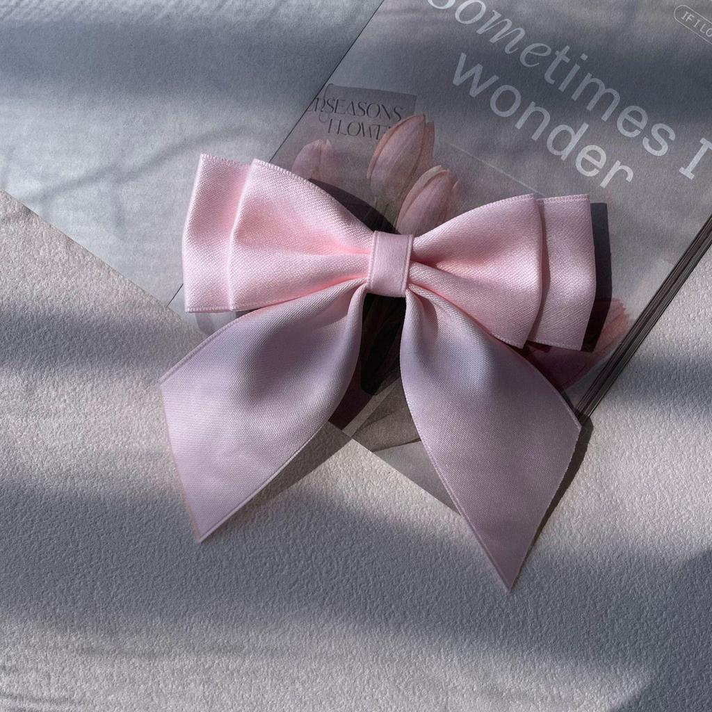 Sweet Pink Ballet Bow Brooch: Three-Dimensional, Age-Reducing Accessory for Girls