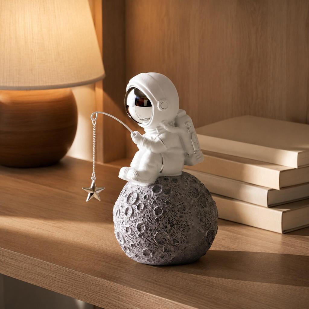 Astronaut Figurine Ornamental Statue Cool