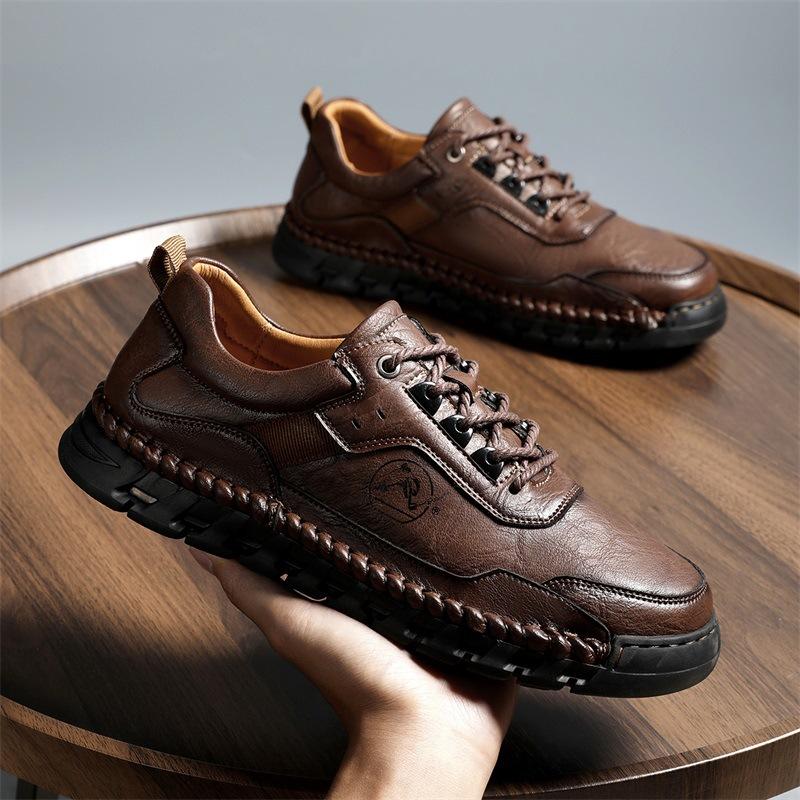 

2024 autumn new men s leather shoes hand-sewn foreign trade explosion outdoor leisure leather trend men s shoes 46 темно-коричневого